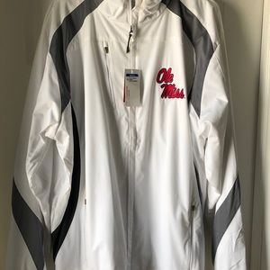 Men’s XL Ole Miss wind breaker